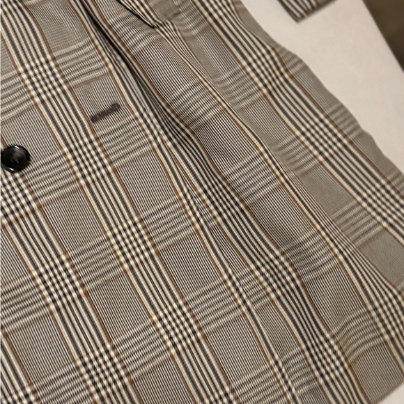 Plaid Blazer in Brown and Black size Large - Picture 10 of 16